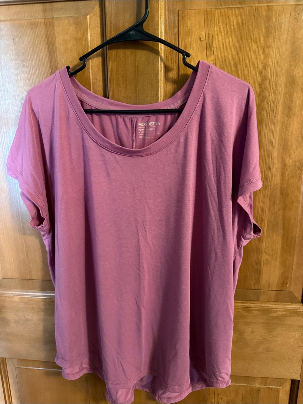 Mondetta Scoop Neck Short Sleeve Tee in Mauve Pink